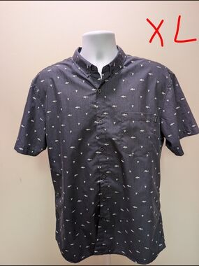 Men's Short-Sleeve Button-Up Shirt - Navy with White Fish Print